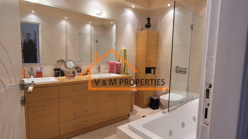 Property view 16