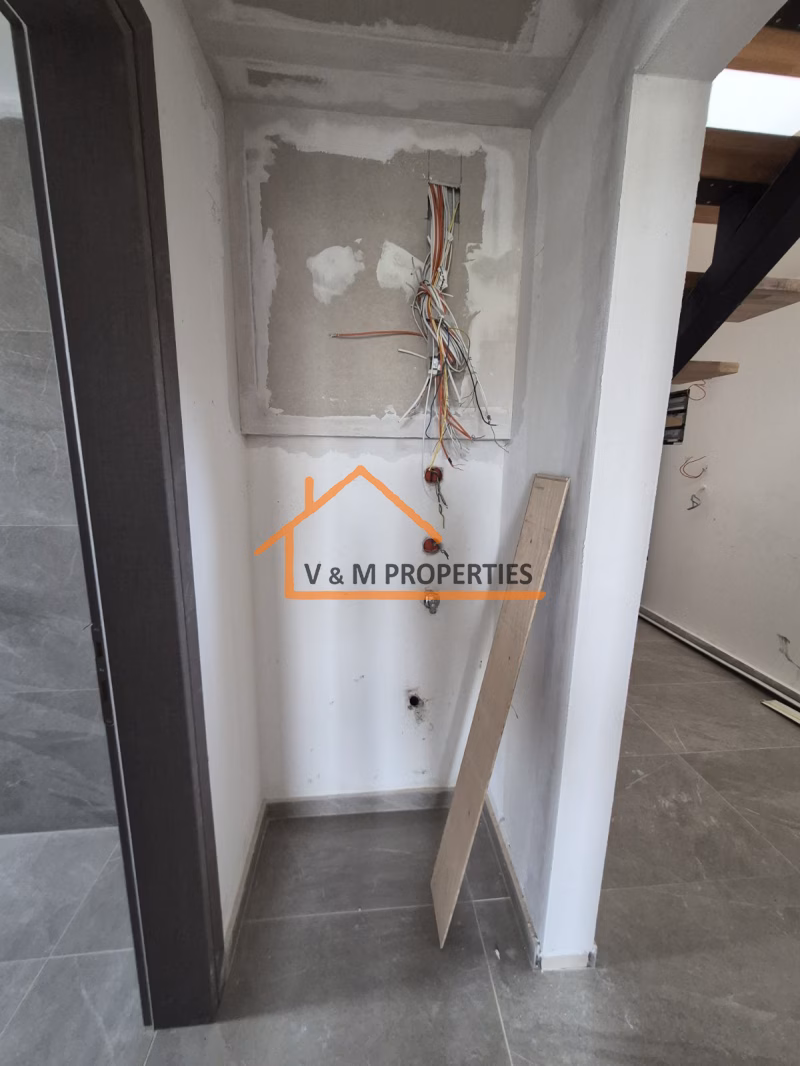 Property view 16