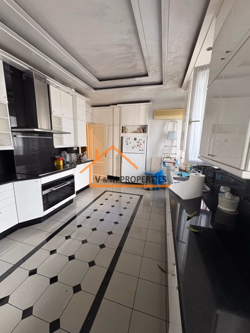 Property view 11