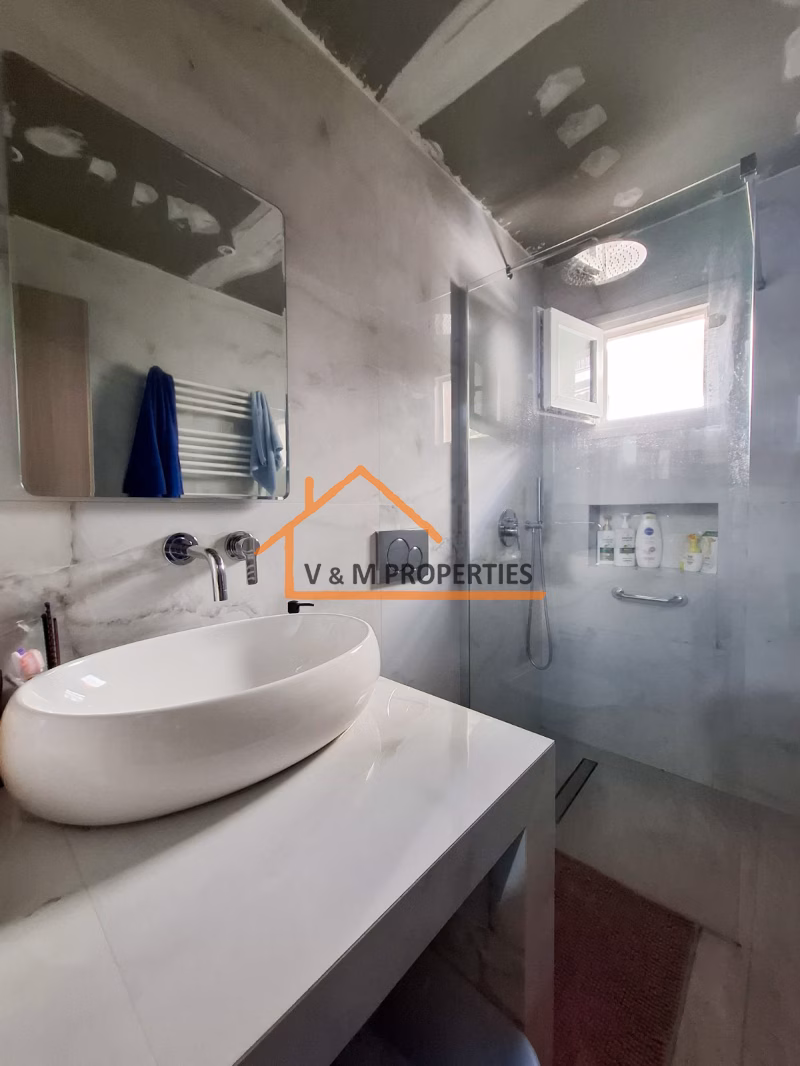 Property view 16