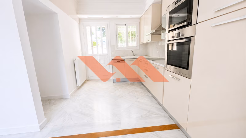 Property view 16
