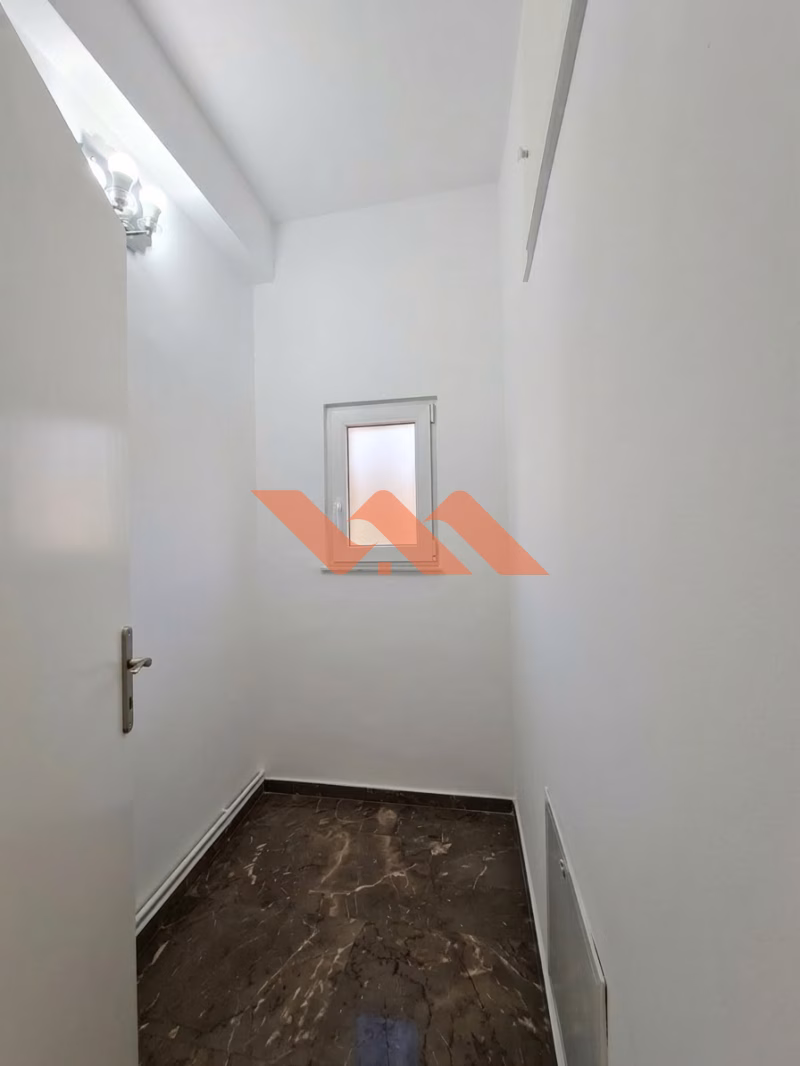 Property view 16