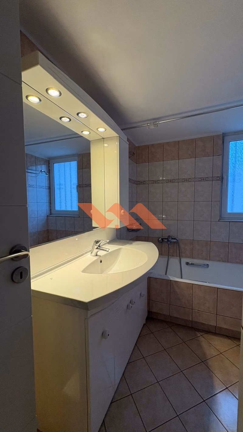 Property view 12