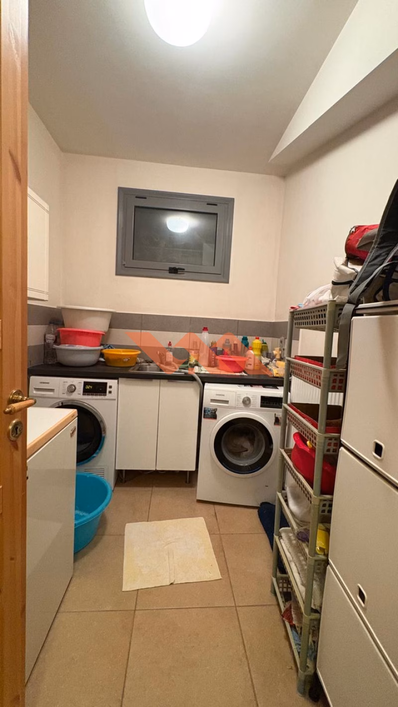 Property view 24
